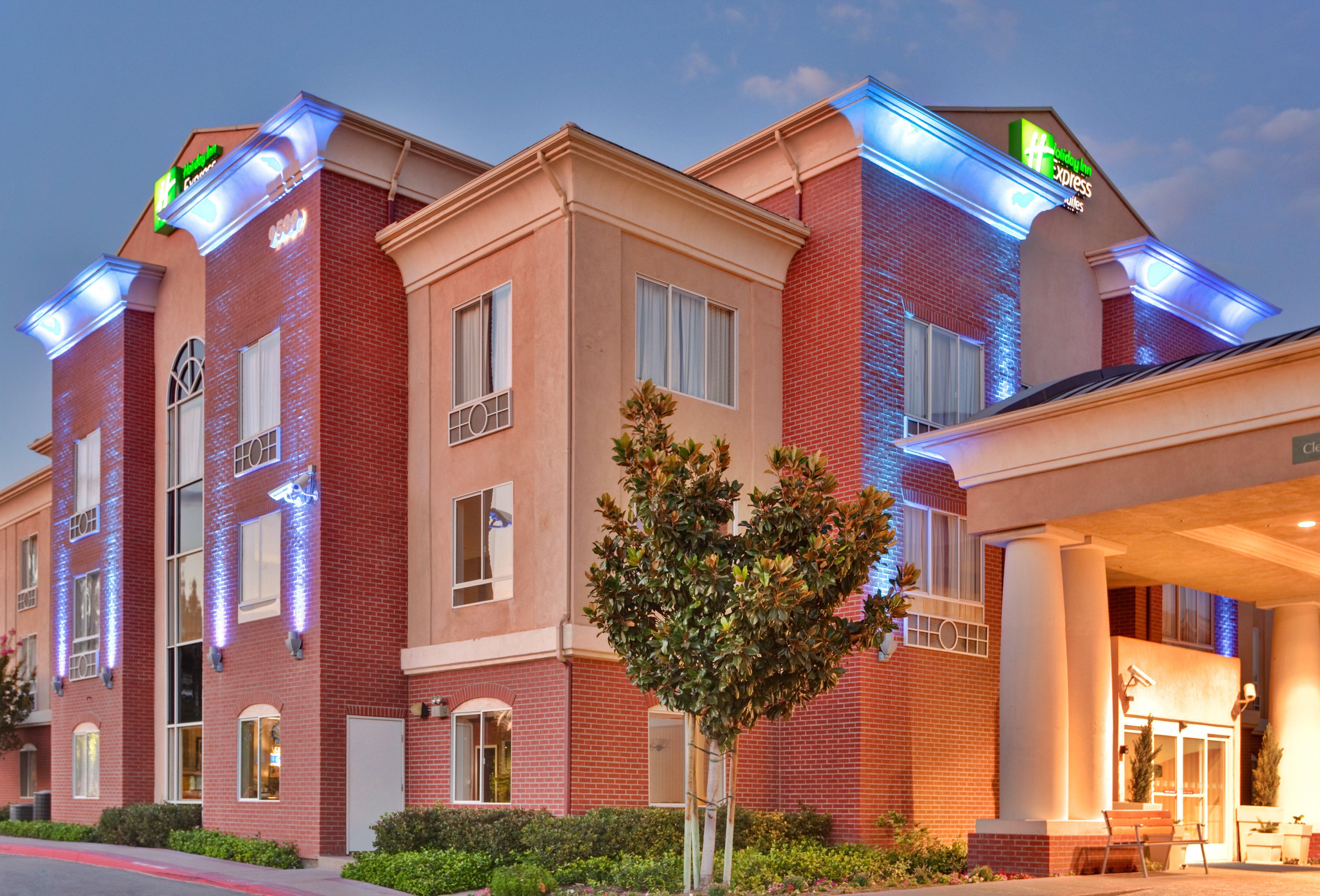 Holiday Inn Express Hotel & Suites Ontario Airport-Mills Mall By Ihg Rancho Cucamonga Bagian luar foto